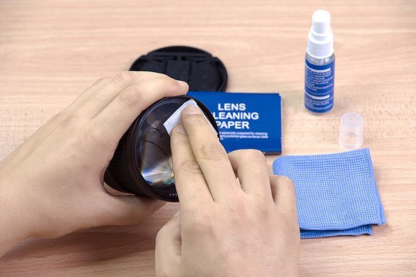 Wet Cleaning For Stubborn Smudges